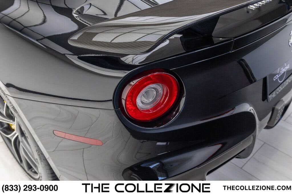 2014 Ferrari F12 Berlinetta Coupe photo 20