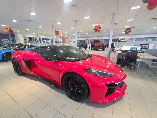 2025 Chevrolet Corvette Z06 1LZ Coupe RWD photo 2