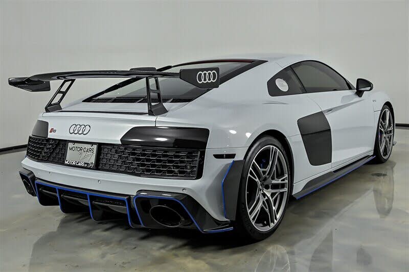 2022 Audi R8 quattro V10 Performance Coupe AWD photo 12 of 24