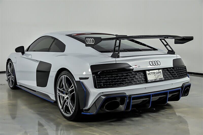 2022 Audi R8 quattro V10 Performance Coupe AWD photo 10 of 24
