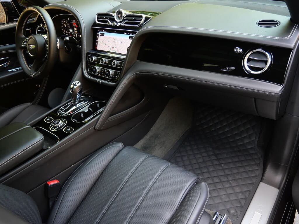 2022 Bentley Bentayga S V8 AWD photo 2