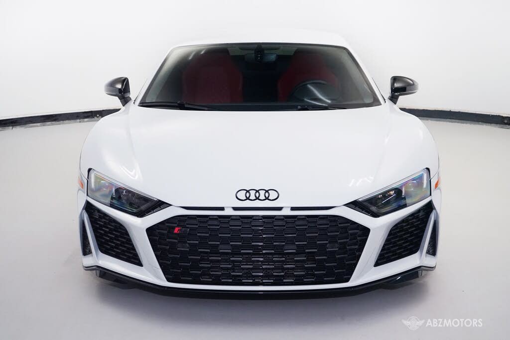 2022 Audi R8 V10 Performance Coupe RWD photo 3 of 24