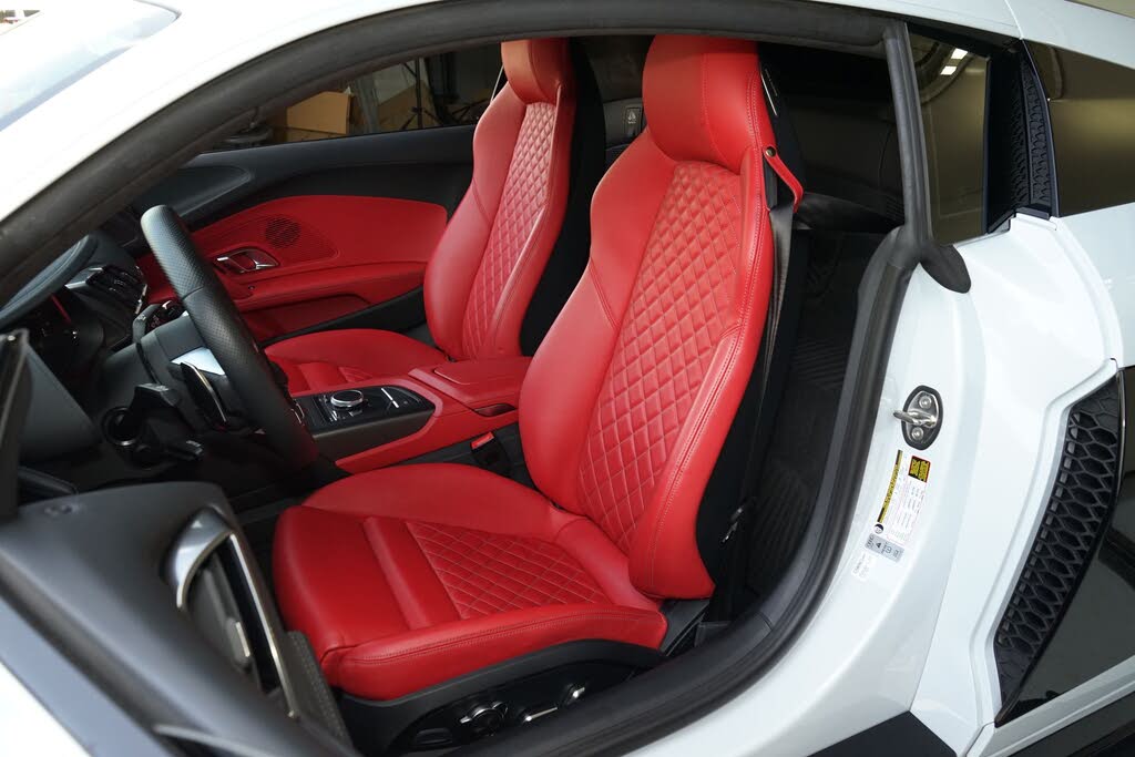 2022 Audi R8 V10 Performance Coupe RWD photo 10 of 24