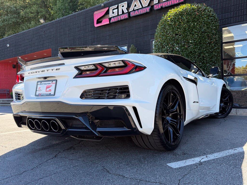 2025 Chevrolet Corvette Z06 2LZ Convertible RWD photo 13