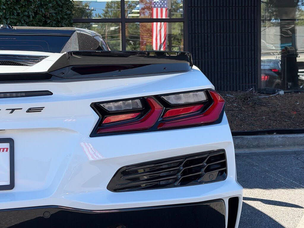 2025 Chevrolet Corvette Z06 2LZ Convertible RWD photo 16