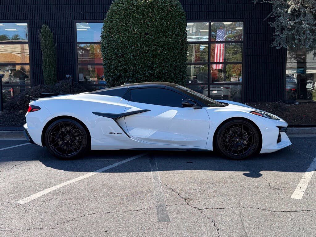 2025 Chevrolet Corvette Z06 2LZ Convertible RWD photo 20