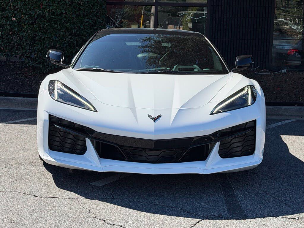 2025 Chevrolet Corvette Z06 2LZ Convertible RWD photo 3