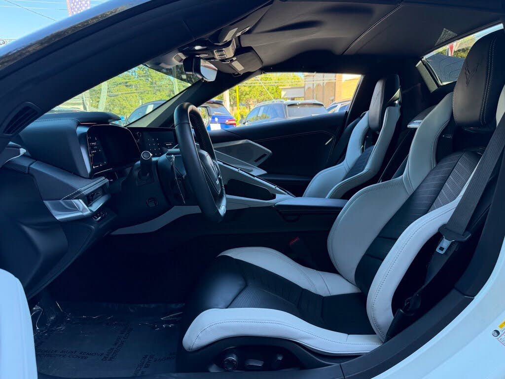 2025 Chevrolet Corvette Z06 2LZ Convertible RWD photo 24