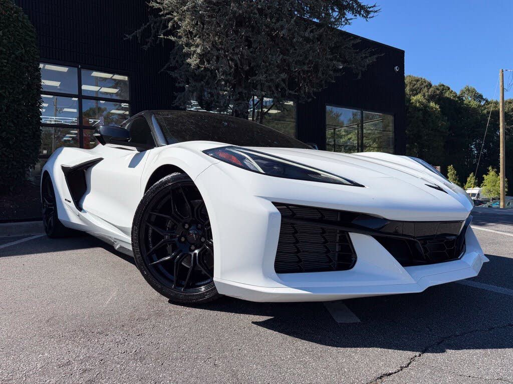 2025 Chevrolet Corvette Z06 2LZ Convertible RWD photo 8