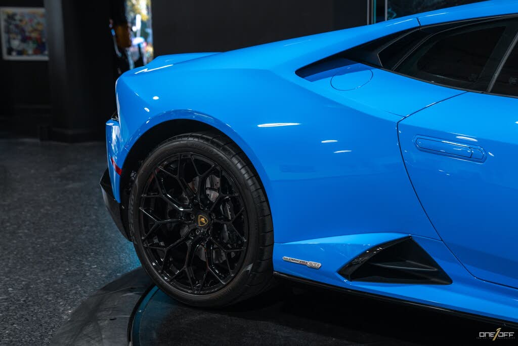2021 Lamborghini Huracan photo 12