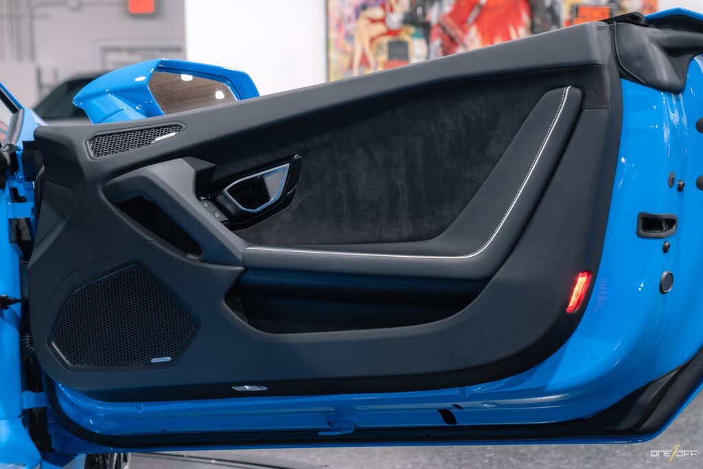 2021 Lamborghini Huracan photo 18