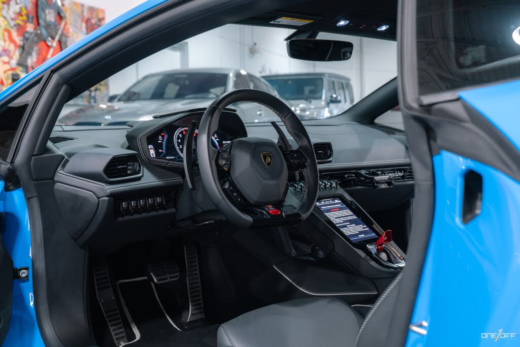 2021 Lamborghini Huracan photo 7