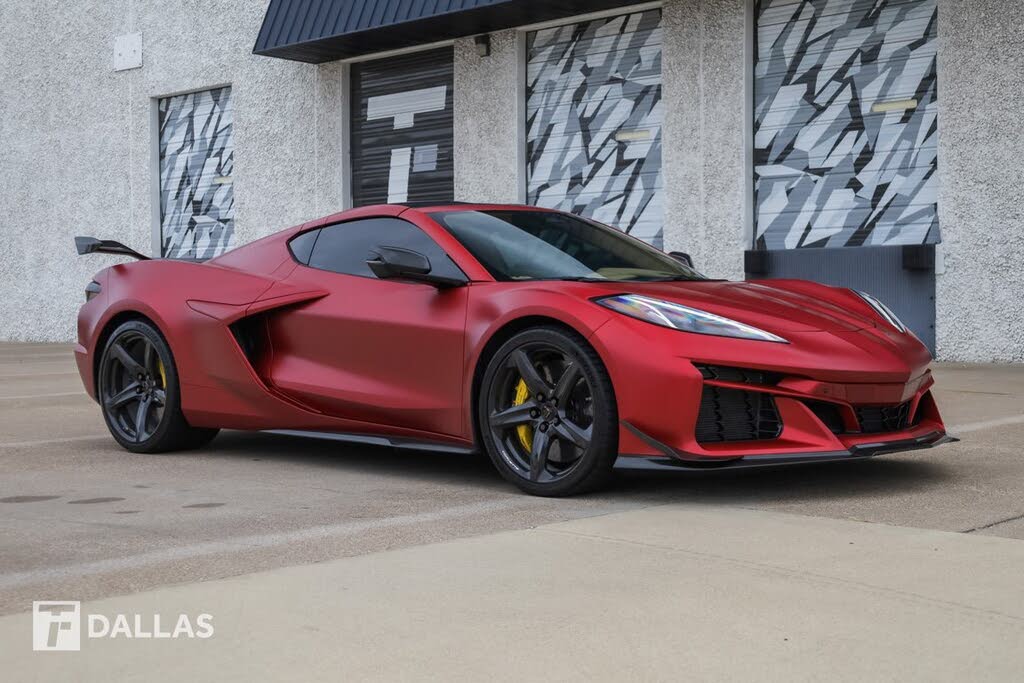 2025 Chevrolet Corvette Z06 3LZ Coupe RWD photo 18