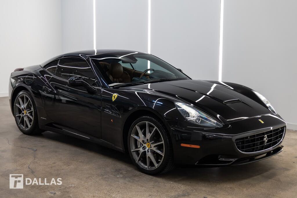 2011 Ferrari California Roadster photo 18