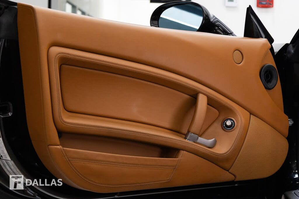 2011 Ferrari California Roadster photo 23