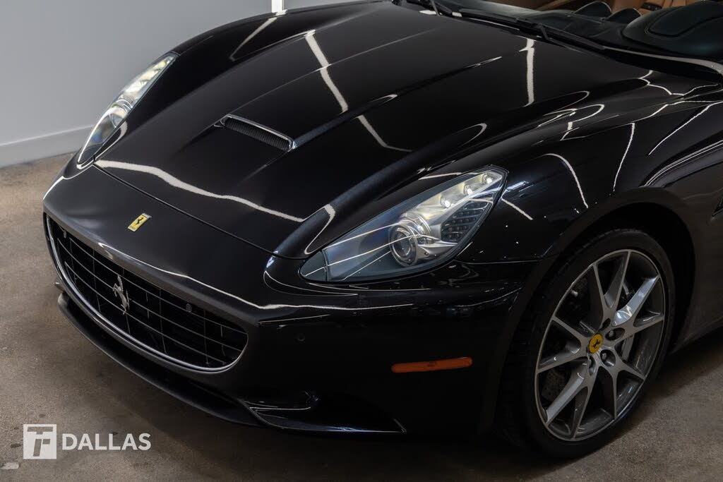 2011 Ferrari California Roadster photo 7