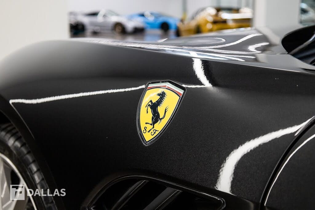 2011 Ferrari California Roadster photo 10