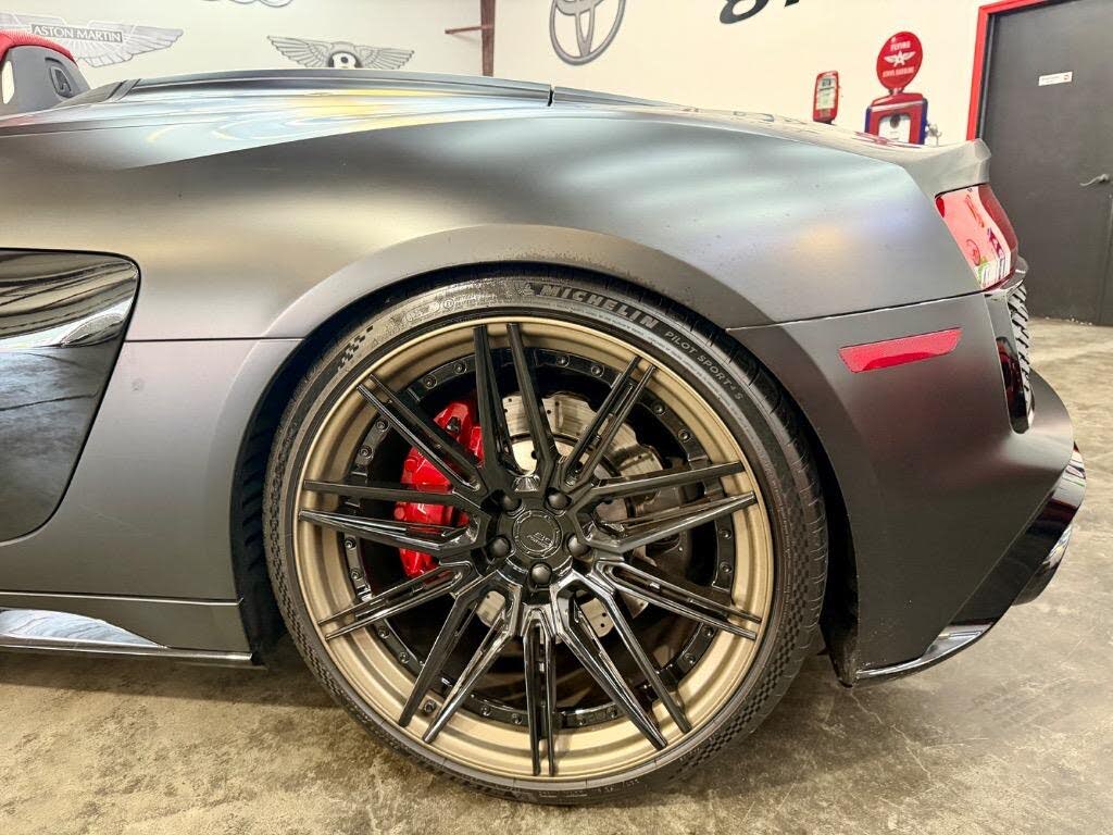 2022 Audi R8 V10 Performance Spyder RWD photo 9 of 9