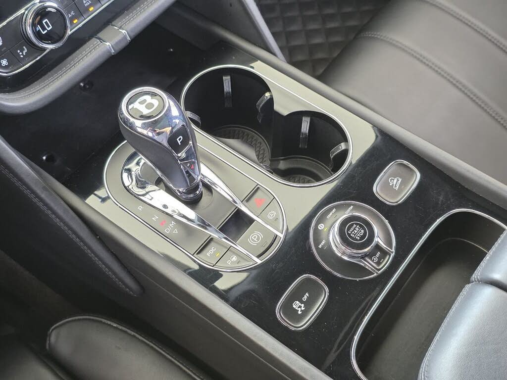 2018 Bentley Bentayga W12 Signature Edition AWD photo 16