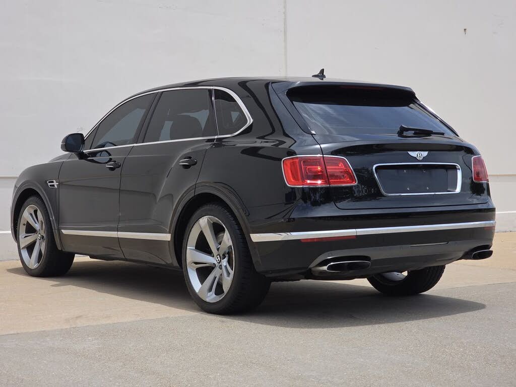 2018 Bentley Bentayga W12 Signature Edition AWD photo 3