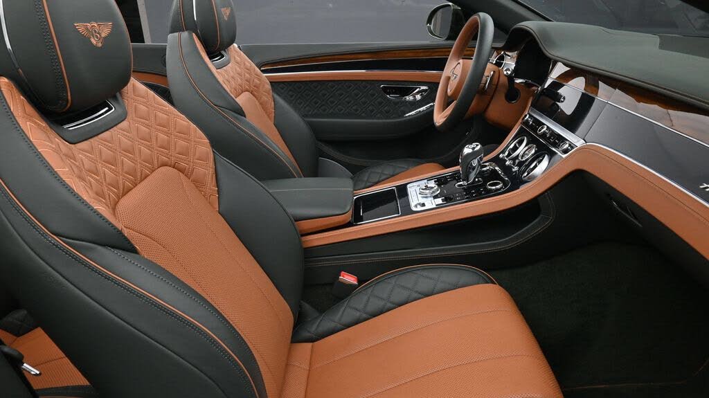 2023 Bentley Continental GTC Azure V8 AWD photo 2