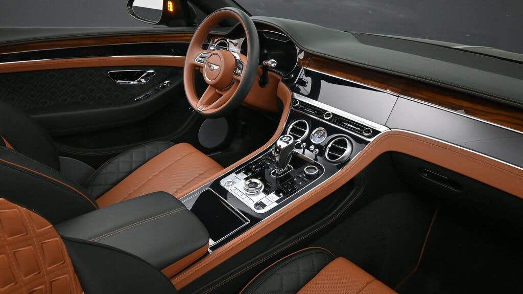 2023 Bentley Continental GTC Azure V8 AWD photo 12