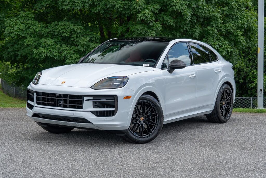 2026 Porsche Cayenne Coupe GTS AWD