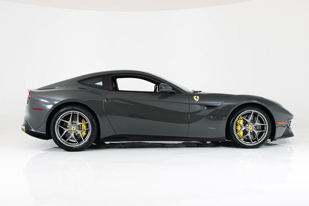2015 Ferrari F12 Berlinetta Coupe photo 11