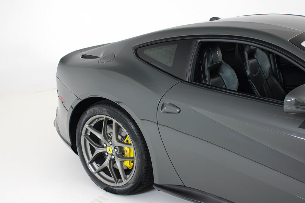 2015 Ferrari F12 Berlinetta Coupe photo 12