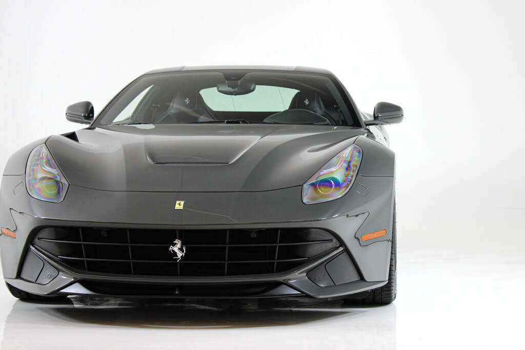 2015 Ferrari F12 Berlinetta Coupe photo 17