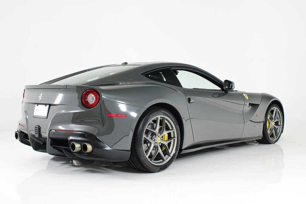 2015 Ferrari F12 Berlinetta Coupe photo 10