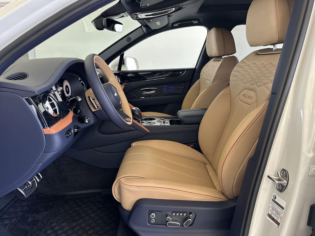 2026 Bentley Bentayga EWB Mulliner V8 AWD photo 12