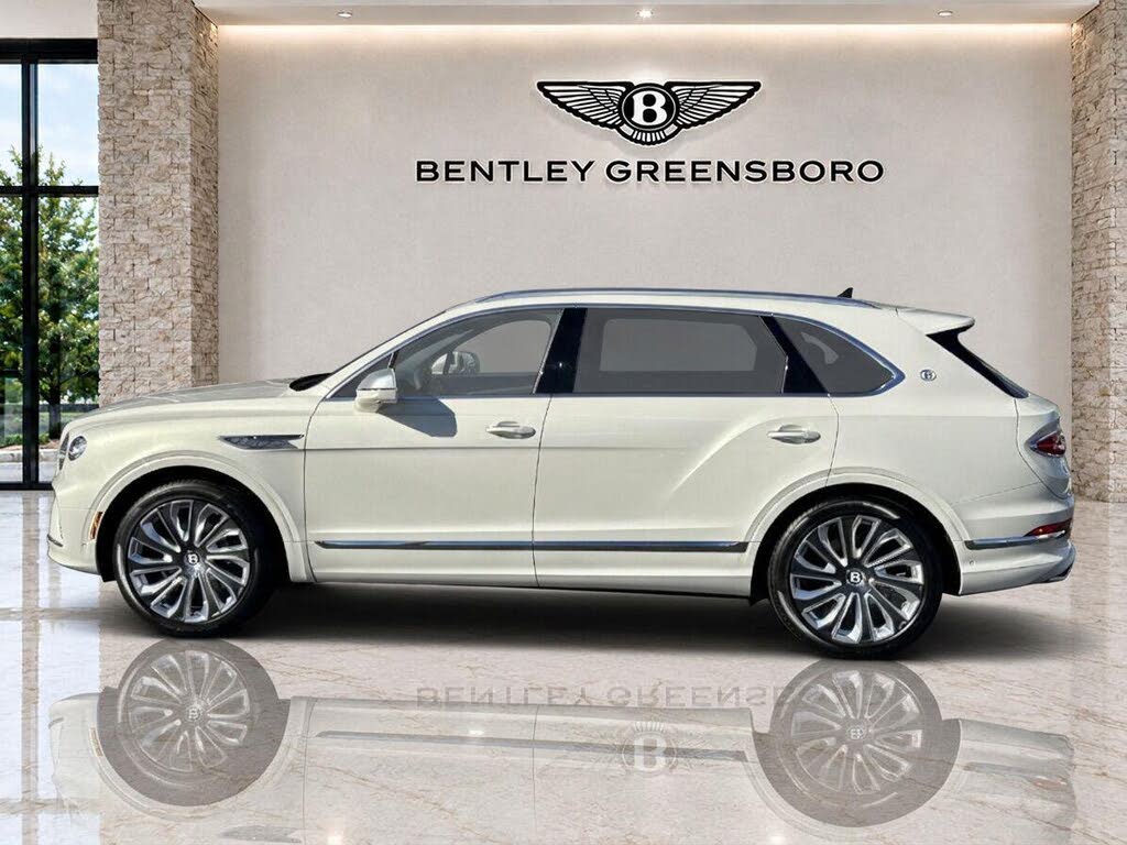 2026 Bentley Bentayga EWB Mulliner V8 AWD photo 3