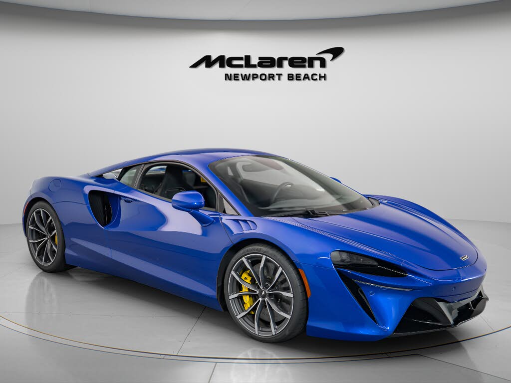 2024 McLaren Artura RWD