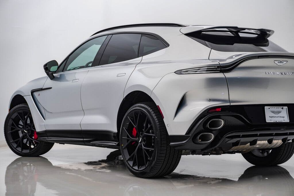 2026 Aston Martin DBX S AWD photo 9