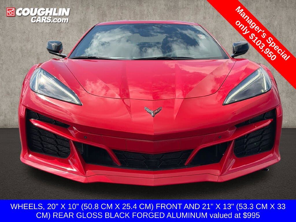 2025 Chevrolet Corvette Z06 3LZ Coupe RWD photo 2