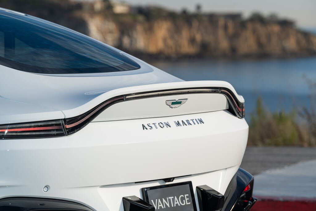 2025 Aston Martin Vantage Coupe RWD photo 24