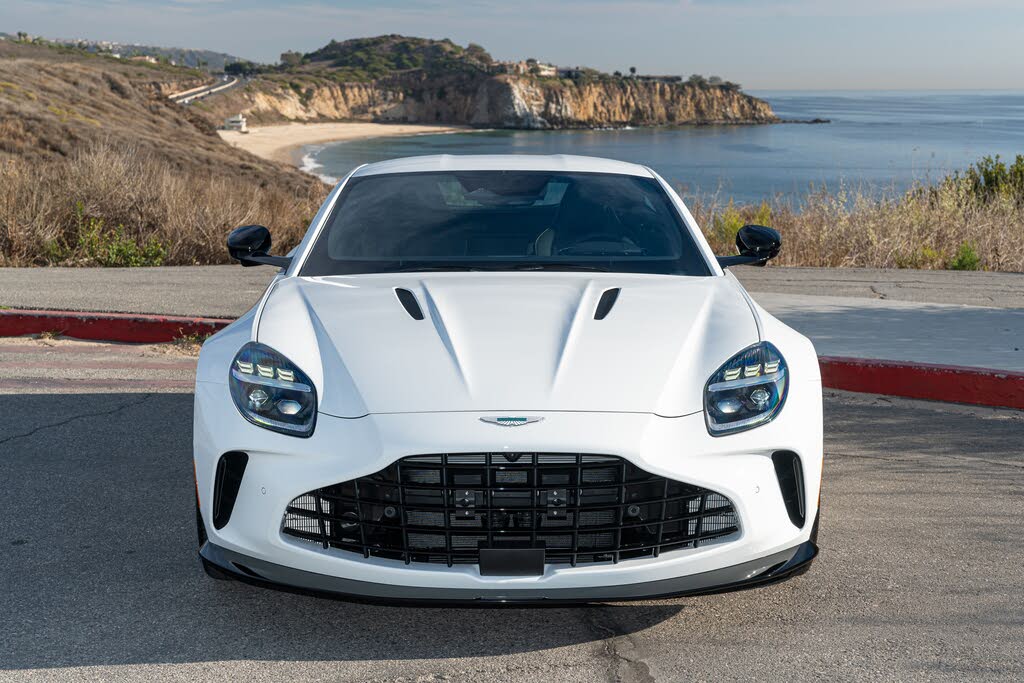 2025 Aston Martin Vantage Coupe RWD photo 5