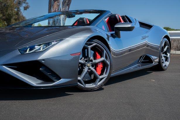 2020 Lamborghini Huracan LP 610-2 EVO Spyder Convertible RWD photo 2 of 24