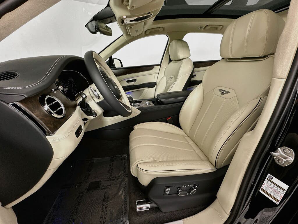 2026 Bentley Bentayga V8 AWD photo 18