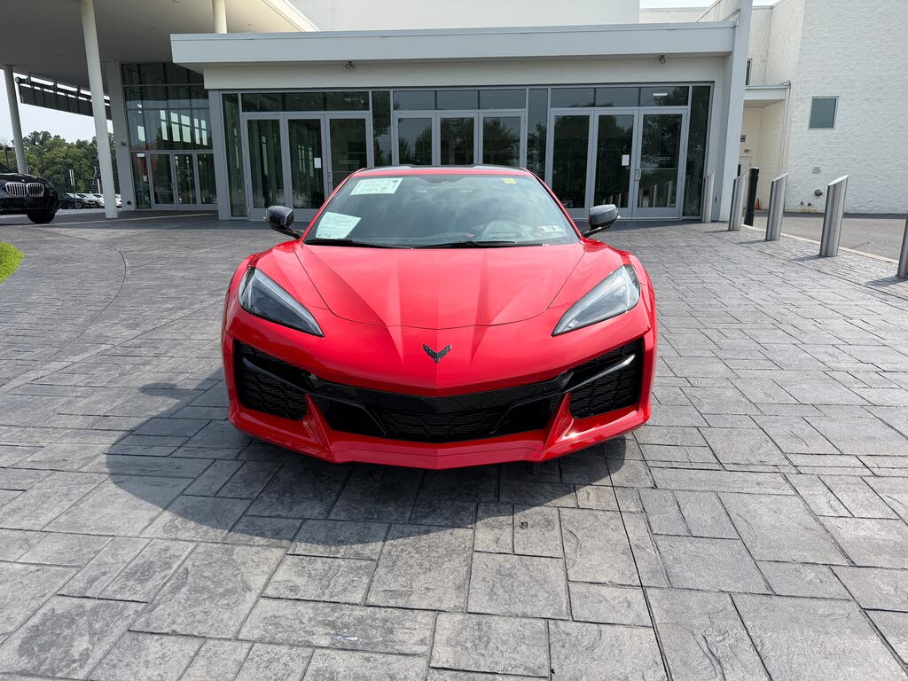 2023 Chevrolet Corvette Z06 3LZ Coupe RWD photo 2