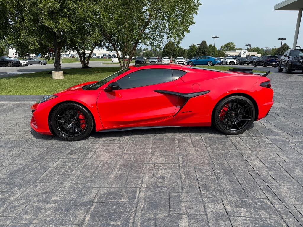 2023 Chevrolet Corvette Z06 3LZ Coupe RWD photo 8