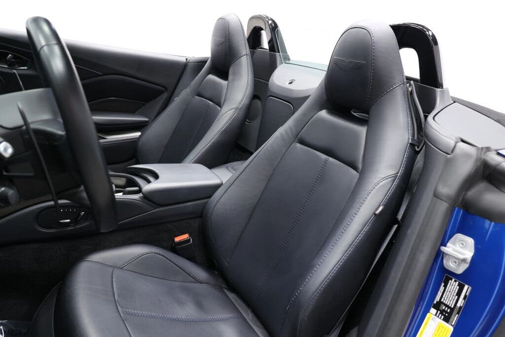 2023 Aston Martin Vantage V8 Convertible RWD photo 3