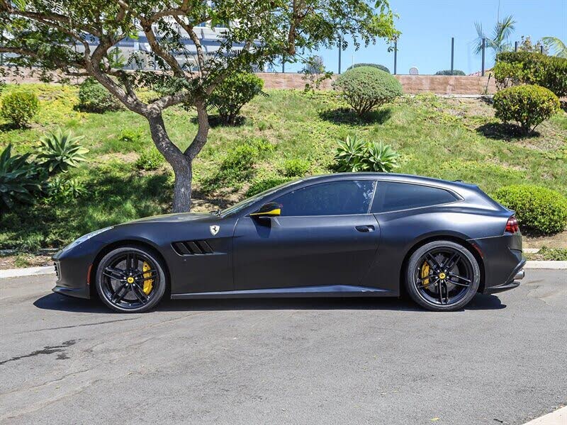 2017 Ferrari GTC4Lusso AWD photo 22