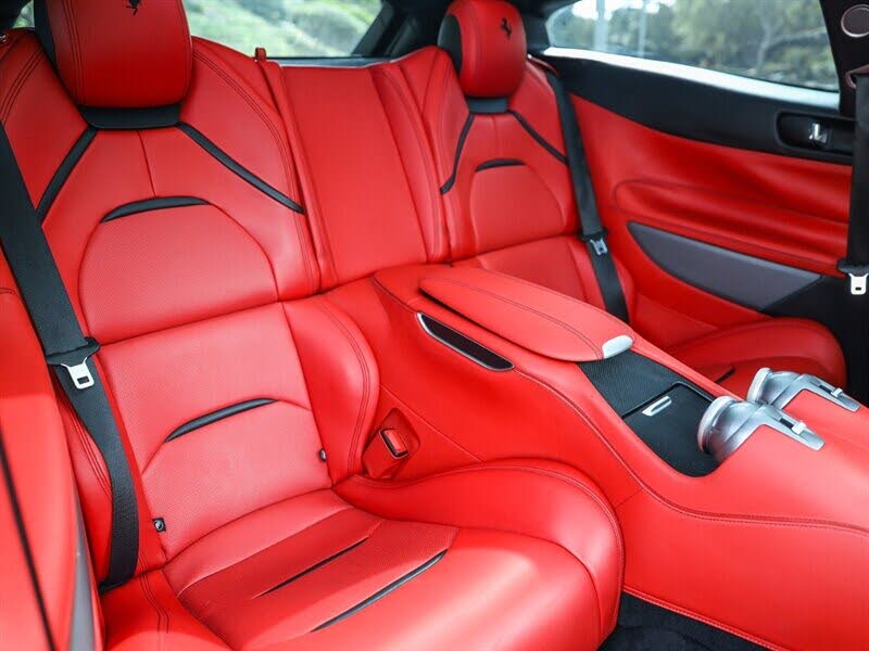 2017 Ferrari GTC4Lusso AWD photo 4