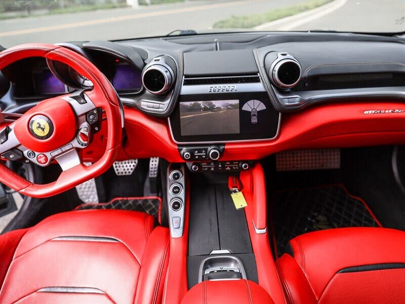 2017 Ferrari GTC4Lusso AWD photo 9