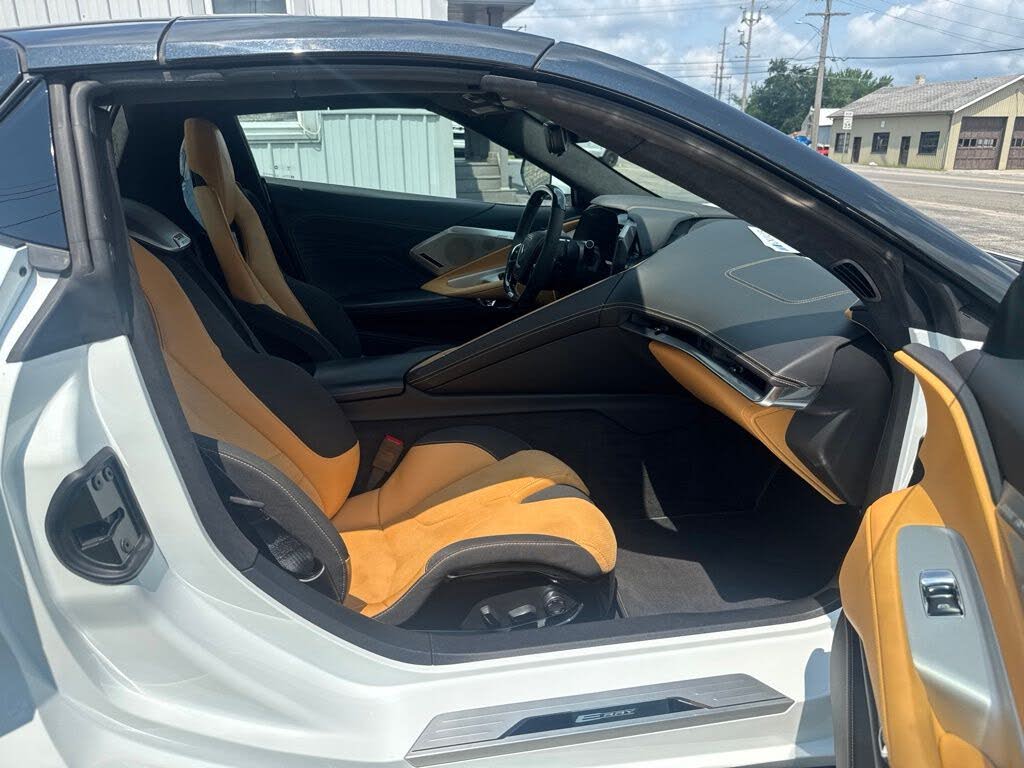 2024 Chevrolet Corvette Z06 3LZ Convertible RWD photo 22