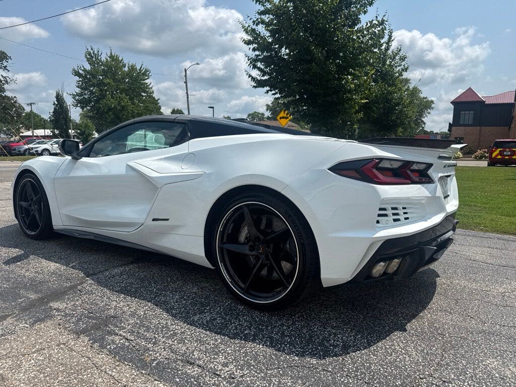 2024 Chevrolet Corvette Z06 3LZ Convertible RWD photo 5