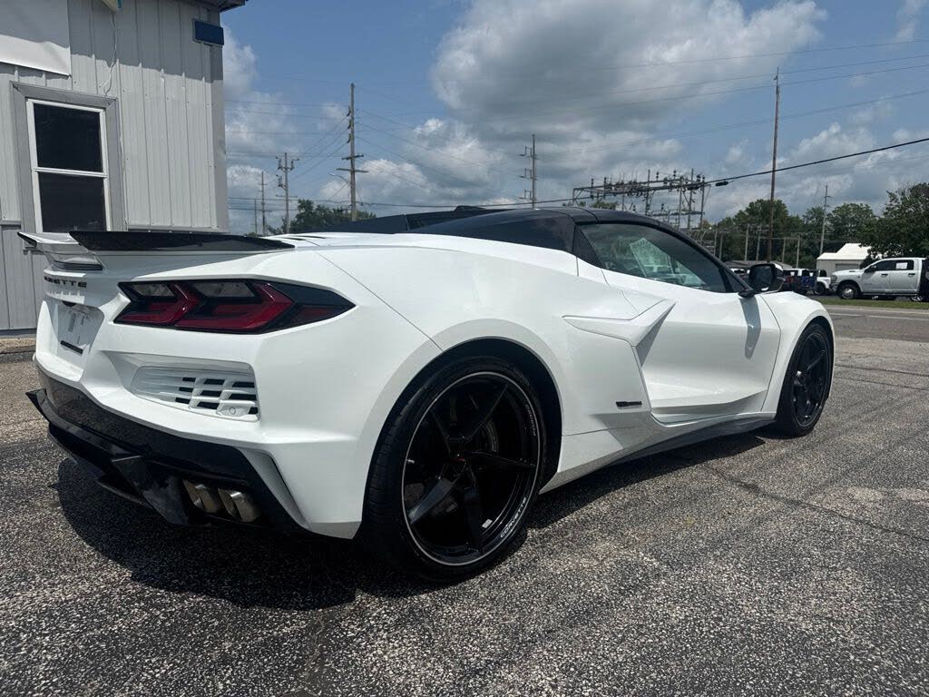 2024 Chevrolet Corvette Z06 3LZ Convertible RWD photo 7