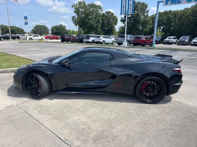 2023 Chevrolet Corvette Z06 2LZ Convertible RWD photo 3